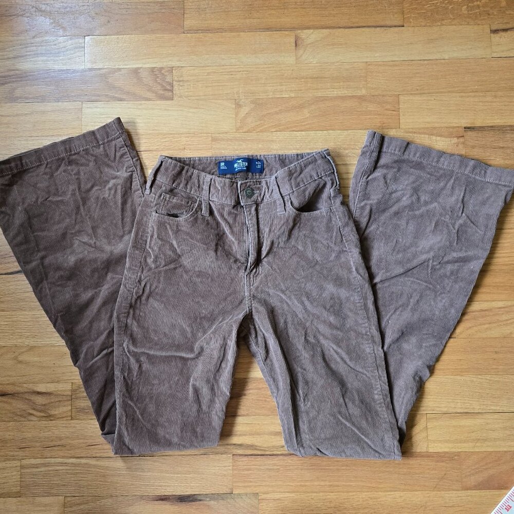 Hollister Low-Rise Brown Corduroy Pants (Sz 0)